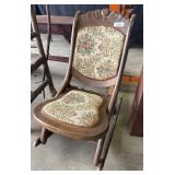 Vtg Wooden Folding Rocking Chair.