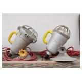 2 Circle D Model !50 Portable Flood Lamps