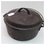Old USA Cast iron Dutch Oven with Lid Old USA Cast iron Dutch Oven with Lid