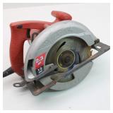 SKILSAW 7-1/4" Circular Saw 2.3HP, 13 AMP SKILSAW 7-1/4" Circular Saw 2.3HP, 13 AMP