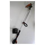 WORX 40V MAX String Trimmer w Battery & Charger WORX 40V MAX String Trimmer w Battery & Charger