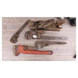 4 Pipe Wrenches & Hand Planer 4 Pipe Wrenches & Hand Planer