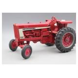 Farmall 806 Diesel Kids Tractor/Toy