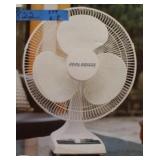 New 16" Oscillating Cool Breeze Fan in Box