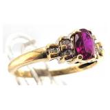 10K Gold, Ruby, & Diamond Ring - 2.2 gtw