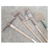Pickaxe, Square & Round Shovels, Edger / Scraper