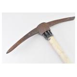 Pick w/ Fiberglass Handle