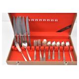 39 pc Oneida Community Tudor Plate Flatware for 5