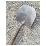 Solid Shank Featherweight Shovel