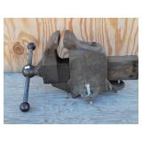 Antique Reed Bench Vise #305 Erie PA 5'