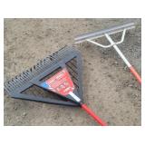 Landscape Rake + Poly Leaf Rake