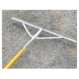 Pro Trade Rake Power 36' Screening Rake Fiberglass