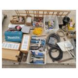 Bargain: Extension Cords, Caulk Guns, Chains, ...