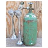 Oxygen Tank w/ Regulator & 2- Chrome Air Horns