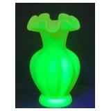 Fenton Frosted Lime Sherbet Uranium Glass Melon...