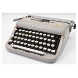 Remington  REM-RITER Typewriter w/ Carry Case