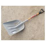 HUSKY 31" Poly Scoop Shovel