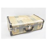 Vintage Suitcase - Décor Piece