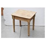 Primitive Spindale  Legged End Table