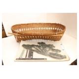 Outdoor Decor Metal Frog/Lily Pad Wall Art (new) &