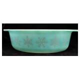PYREX Snowflake Oval 2-1/2Qt Casserole Dish 24