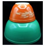 PYREX Green Mixing Bowl & PYREX Autumn Wheat Bowl