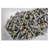 100 Ct 1/4" Sheet Metal Screws 1" Long, 7# 11 oz
