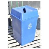 Rubbermaid Recycling Bin