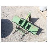 John Deere Thatcherator 32"