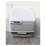 Camp Porta Potti 735 MSD