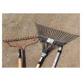 Leaf Rake, Garden Rake & Turn-n-Lock Pole USA