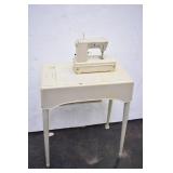 SINGER Little Touch & Sew w Plastic Sewing Table