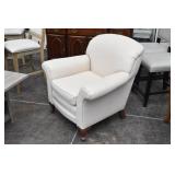 Cloth Club Chair w/Wood Legs