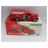 First Gear 1949 I.H.C. KB-8 Tanker Replica 1:34