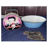 Vintage granite pan/Betty Boop container