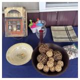 Household decorative items