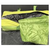 Fold up tent