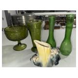 Antique bear planter chipped/crack/green vases