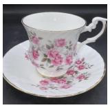 Royal Dover, fine bone China, teacup/saucer