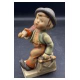 HUMMEL bee marking large 5 inch figurine