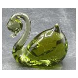 Green small art glass swan 2.5 inch tall glows