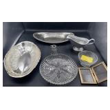 Collectible box lot/silver plate