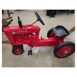 IH Pedal Tractor