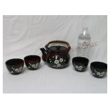 Fine Porcelain Asian Handled Tea Pot & Cups