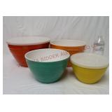 Melamine Nesting Bowls ~ Set of 4 Bowls & 2 Lids