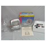 Manor Portable 5.5" Black & White TV w Radio