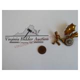 Vintage Man Pulling Rickshaw Brooch / Pin