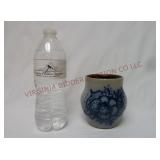 Williamsburg Pottery Mug / Cup ~ 4.25" tall