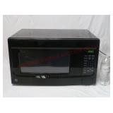 GE 1.4 cu. ft. Countertop Microwave ~ Powers On