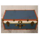 Vintage Footlocker Style Storage Trunk ~ No Key